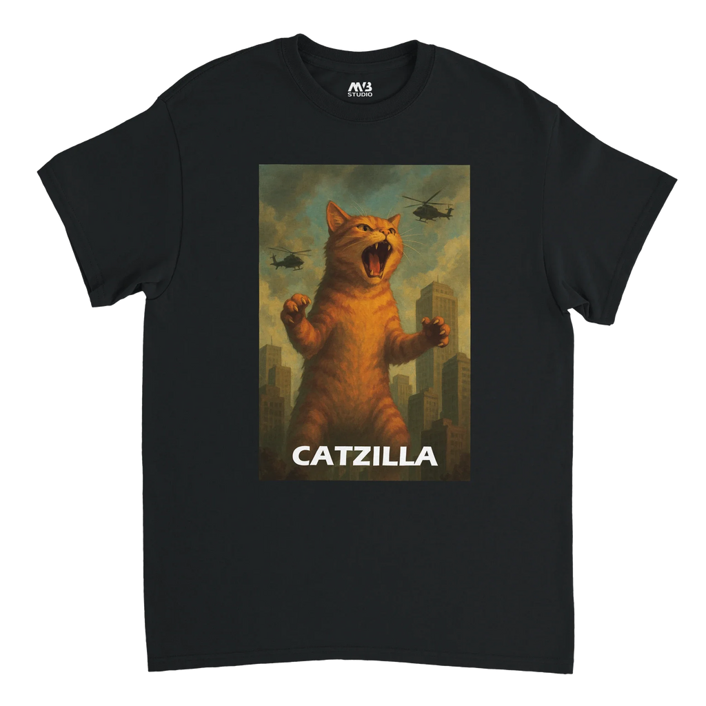 Black T-shirt with a cat design 